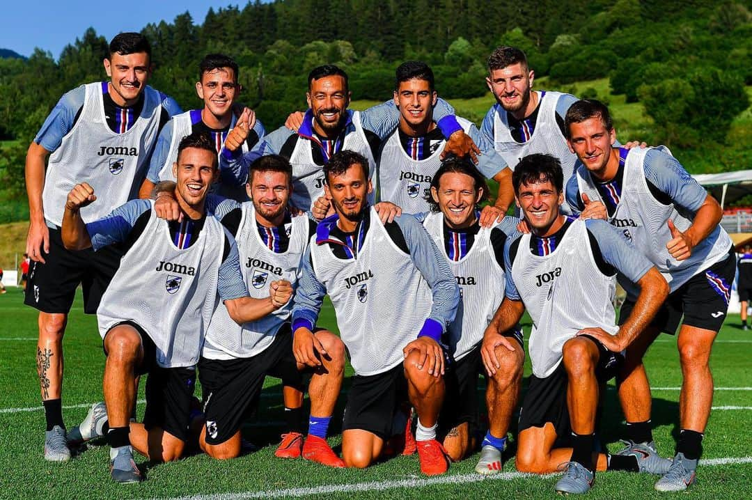 マノロ・ガッビアディーニのインスタグラム：「Winning Team 😀💪👍 🔵⚪🔴⚫⚪🔵」