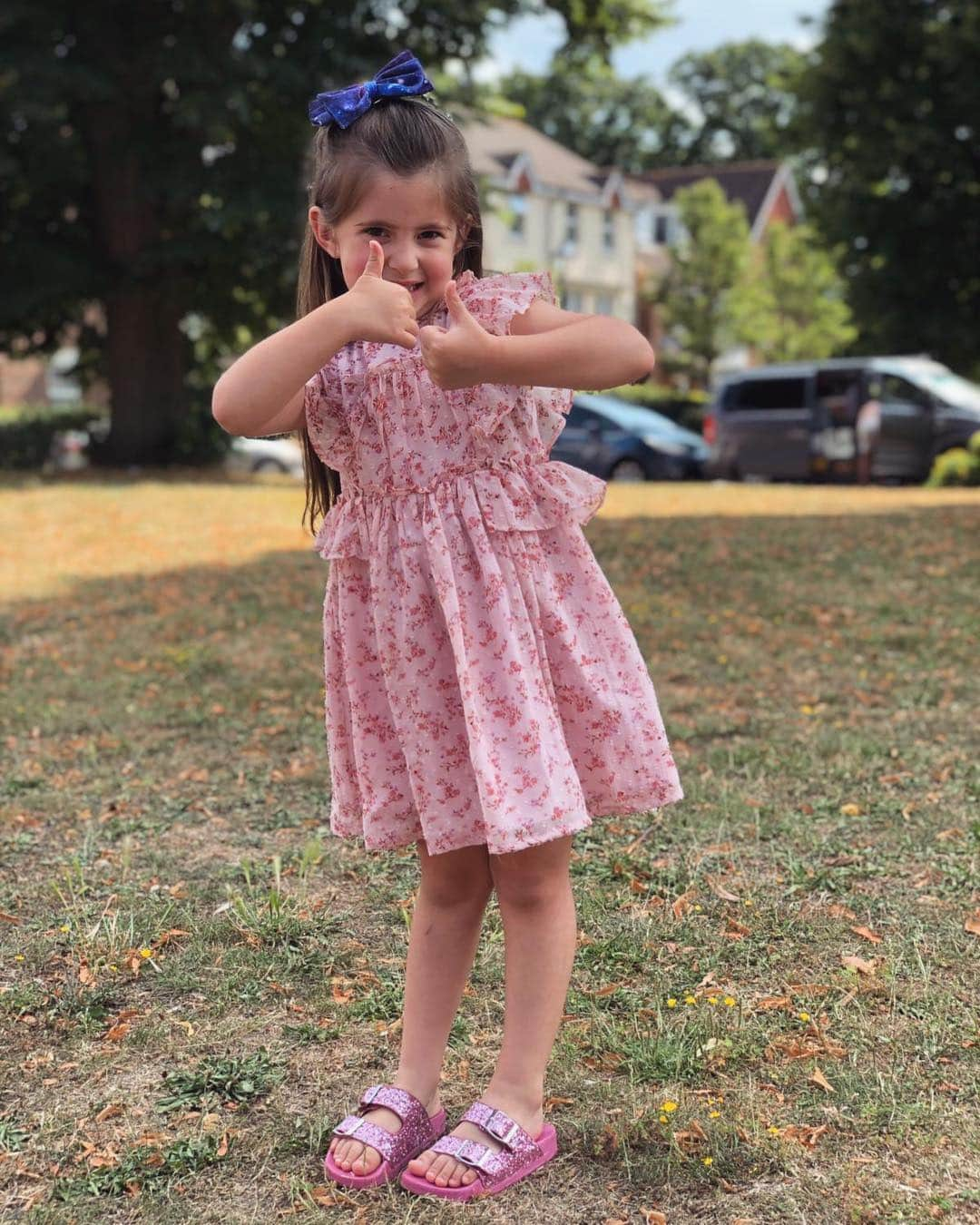 ダニエル・オズボーンさんのインスタグラム写真 - (ダニエル・オズボーンInstagram)「My princess’s pre school graduation day 😊💗 Ella you are just incredible! I love you so much baby girl 💗 the funniest, cheekiest but the most loving little princess on earth 💗💗💗」7月17日 5時06分 - danosborneofficial