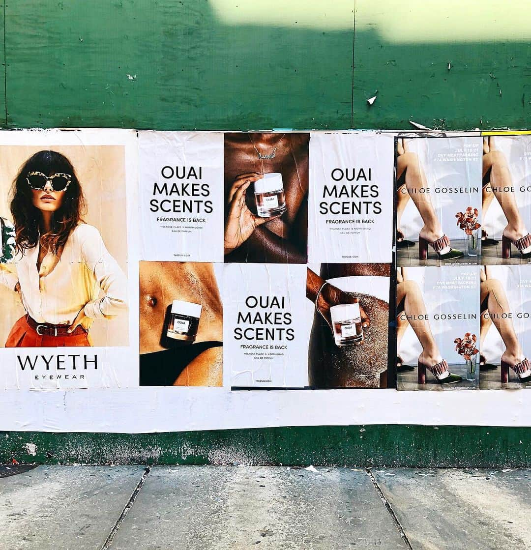 JEN ATKINさんのインスタグラム写真 - (JEN ATKINInstagram)「1st affichage sauvage aka wild postings spotted on the streets! @theouai #proudmom」7月17日 6時01分 - jenatkinhair