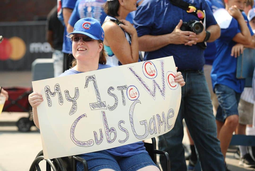 シカゴ・カブスさんのインスタグラム写真 - (シカゴ・カブスInstagram)「#CubsCollection: Fans. During day or night games, home or away series, losing or winning seasons, Cubs fan loyalty runs deep. It spans worldwide and through generations. As Pearl Jam’s Eddie Vedder once said, “…we are not fair-weather but foul-weather fans.” Fans know the meaning of Fly the W, Hey Hey, Holy Cow and Let’s Play Two. They always sing “root, root, root for the Cubbies” and “Go Cubs Go” loud and proud. They help make Wrigley Field the Friendly Confines. And when on the road, it’s a sea of blue as if the Cubs play 162 home games. No matter where they are watching from or how long they have been a fan, their passion for the Cubs doesn’t go unnoticed. Chicago Cubs fans are the best in the league. #EverybodyIn 📸 @sgreenphoto Find more photos on Facebook.com/Cubs」7月17日 6時05分 - cubs