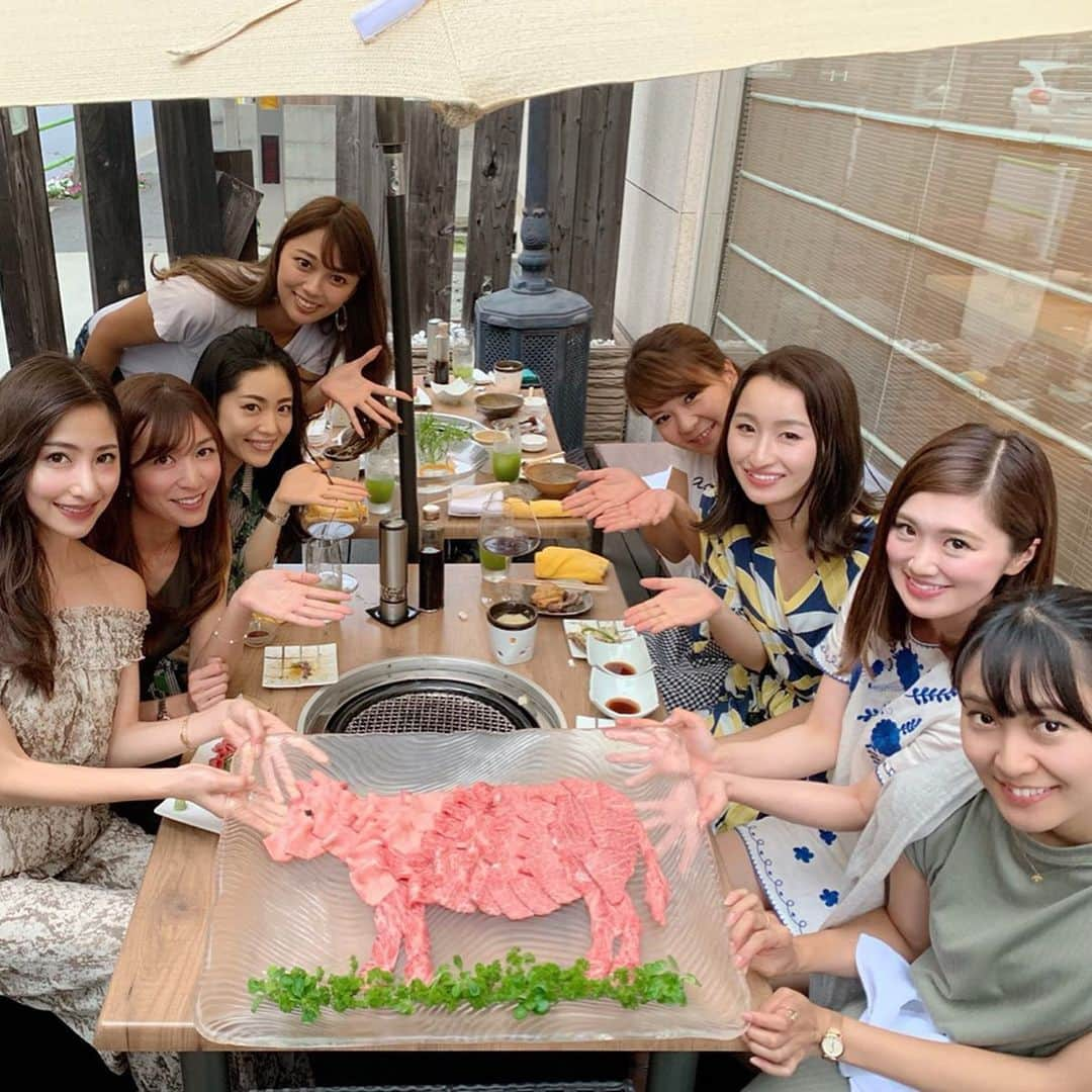 西野沙瑛さんのインスタグラム写真 - (西野沙瑛Instagram)「- - みんなでBBQ🍖 とれなおのサプライズBD🥰 芝KOSO ( @shiba_koso ) 初めていったけど、  ご飯もすごく美味しくて最高でした！！ 牛の形の焼肉にはびっくり🐃❤️ - #ゴルフ女子 #ゴルフ男子 #ゴルフコーデ #スポーツ女子  #ゴルフウェア #スポーツ #golf #골프 #골프스타그램 #トレーニング #トレーニング女子 #筋トレ #筋トレ女子 #golfstagram #golfswing #芝koso #芝公園 #BBQ女子会 #焼肉 #サプライズ」7月17日 6時52分 - sae_golf