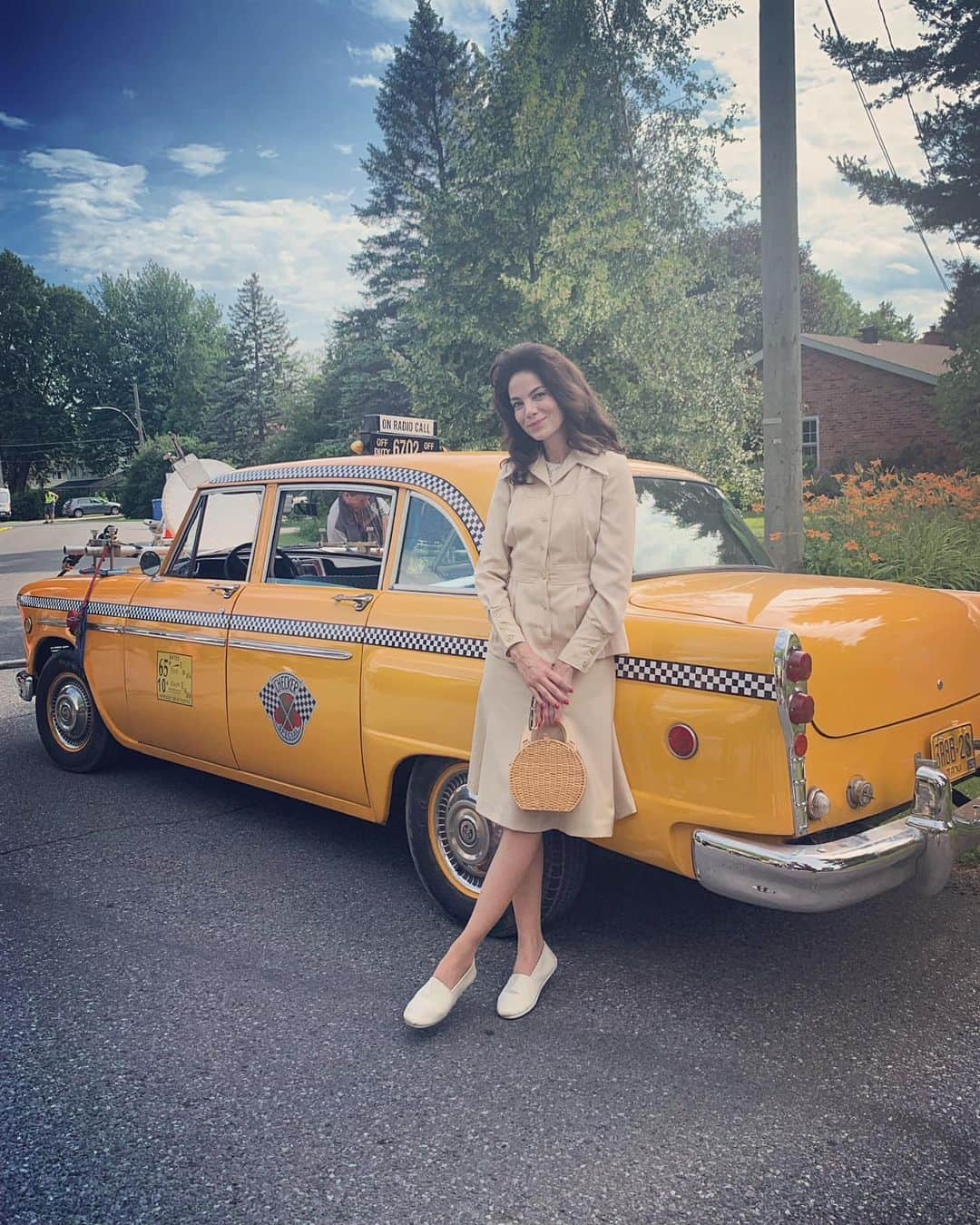 ミシェル・モナハンさんのインスタグラム写真 - (ミシェル・モナハンInstagram)「I kinda like it here. 1973. Just might stay awhile.💫 #spinninggoldmovie #traveltuesday」7月17日 6時46分 - michellemonaghan