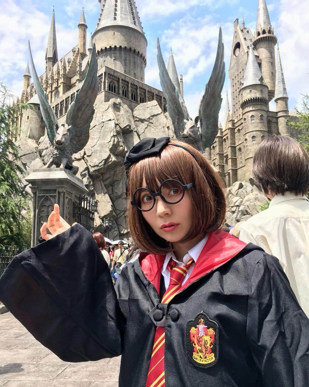 木部さんさんのインスタグラム写真 - (木部さんInstagram)「ユニバ、ハリーポッター編！ . . . . #ユニバ #usj #universalstudiosjapan #ハリーポッターコスプレ #ホグワーツ魔法学校 #ホグワーツ城 #グリフィンドール生 #harrypotterworld #harrypotter #hogwarts #grifindor #student」7月17日 7時45分 - kibe_dayo