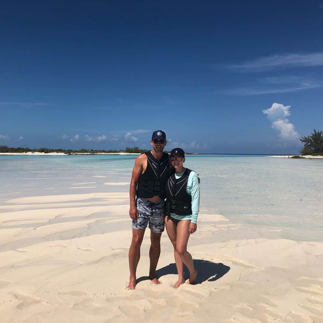 ハリー・ケインのインスタグラム：「Paradise 😍☀️🏖🐠」