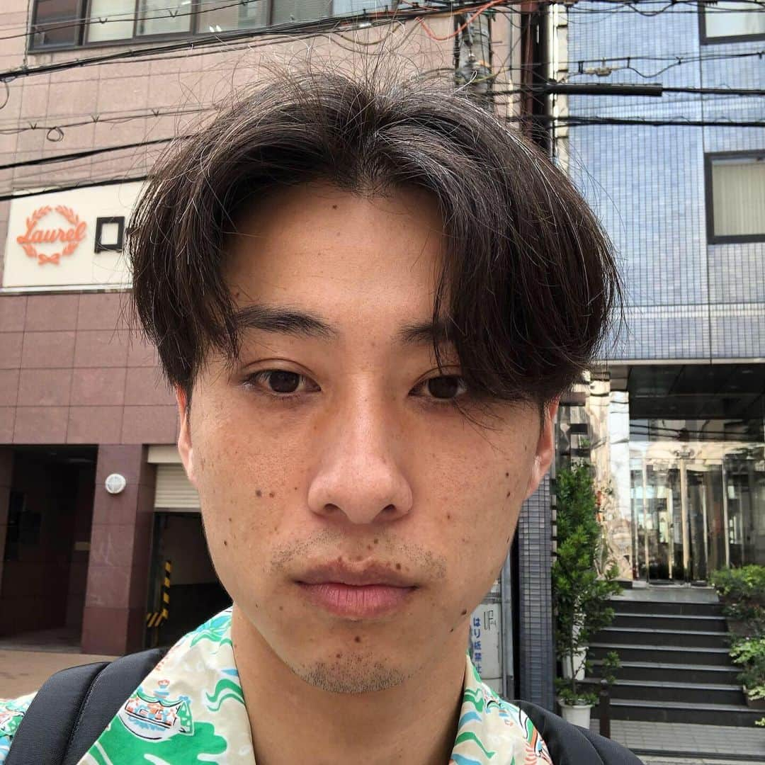 古田敬一さんのインスタグラム写真 - (古田敬一Instagram)「現在のホクロの進行状況です  今夏で私はまた最終形態に一歩近付くことでしょう  #きみどり古田 #芸人 #よしもと #konabay  #生ける草間彌生作品 #毎日ファッション」7月3日 1時18分 - keiichi_furuta0721