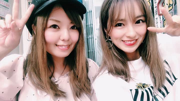 ぽこのインスタグラム：「昨日の写真📷 これからも仲間なのは変わらないよ😎❤️ そして今日からナツ美を宜しくお願いします(⊃´-`⊂)」