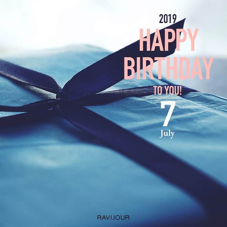Ravijour札幌4丁目プラザ店のインスタグラム：「7月誕生日のお客様限定クーポン💕 . . ❤️7月31日まで . 🖤お一人様一回限り . ❤️この画像+生年月日の確認ができるものの提示をお願いします . 🖤ブラ上下セットorルームウェアご購入で¥1,000off！！ (＊セール品も対象です) . 7月お誕生日の方は是非お使いください💕 #ラヴィジュール  #ravijourstaff  #ravijourofficial」