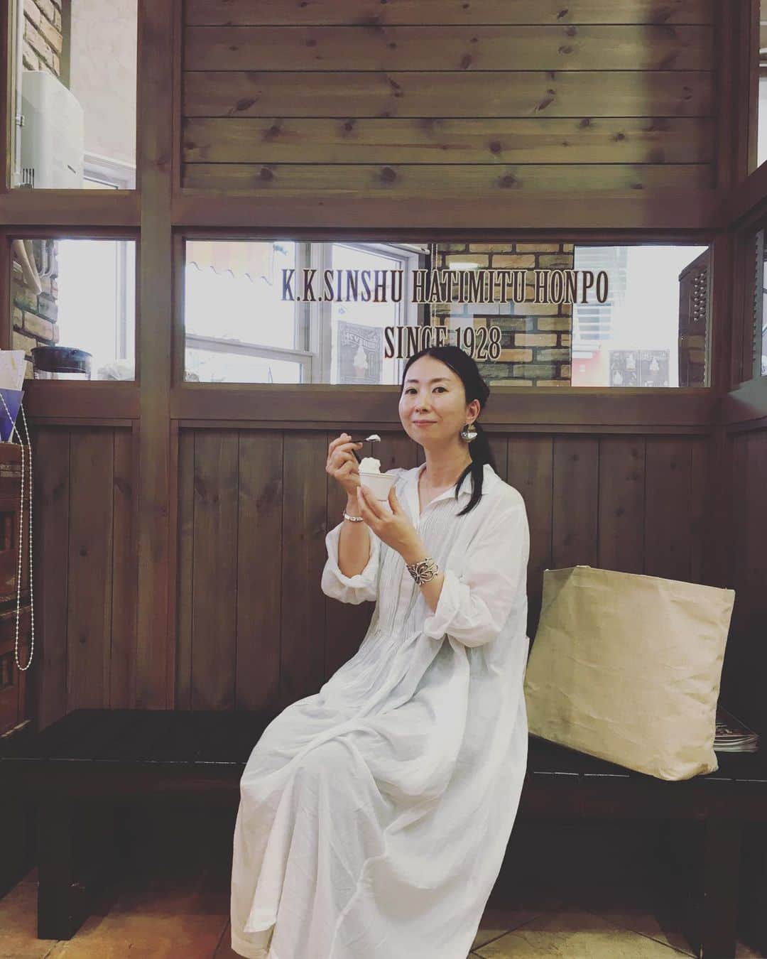 猫沢エミのグルメインスタ