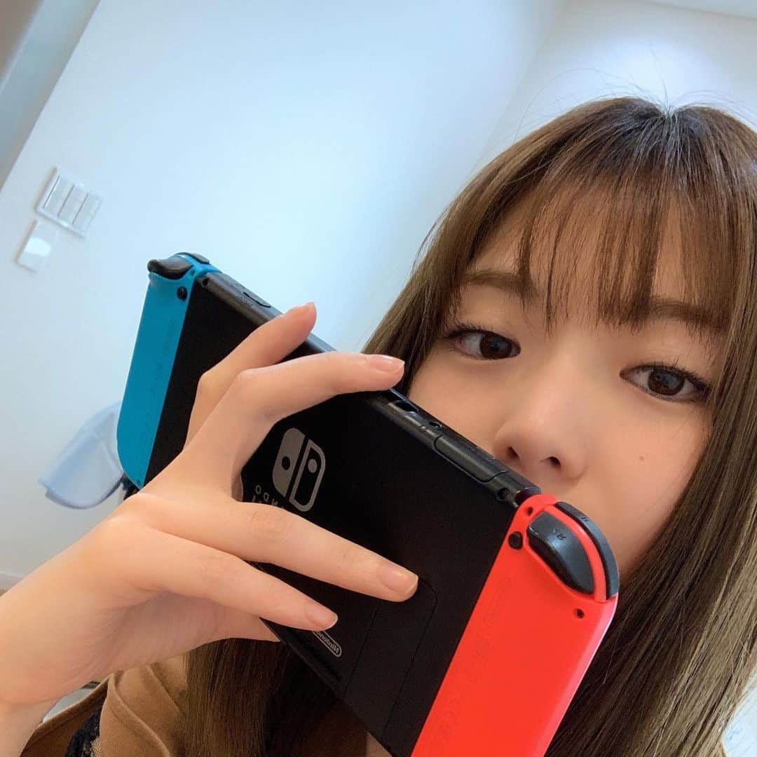 松村沙友理さんのインスタグラム写真 - (松村沙友理Instagram)「空き時間には。  #NintendoSwitch #ぷよぷよ #テトリス」7月2日 17時23分 - matsumura_sayuri_official