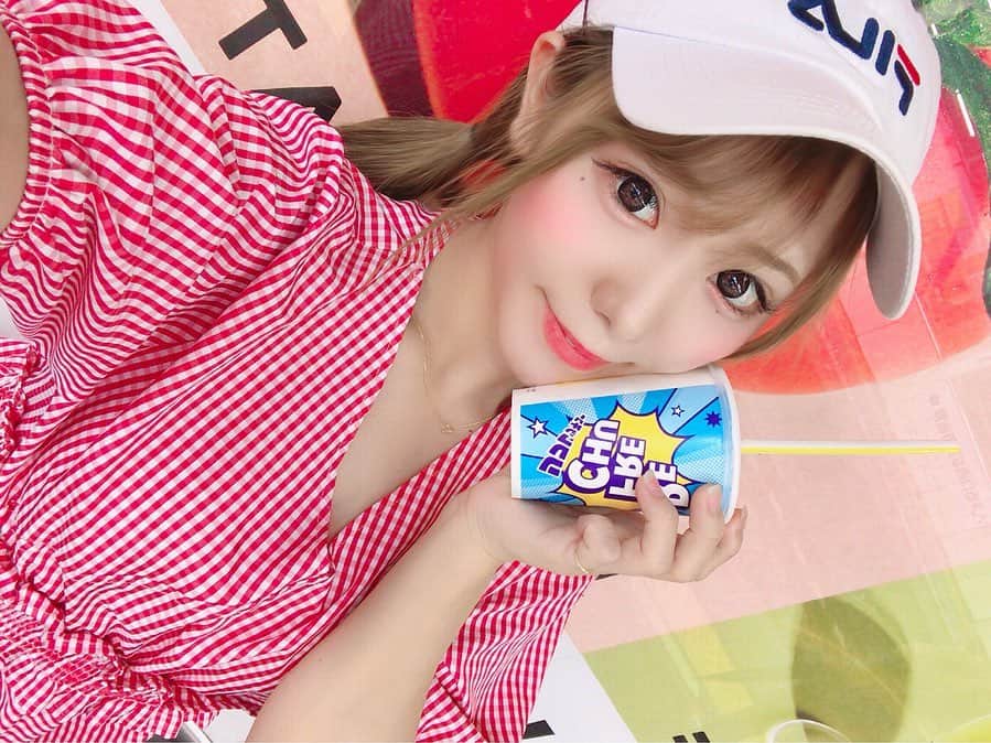 愛田杏奈さんのインスタグラム写真 - (愛田杏奈Instagram)「. マックのヨーグルトシェイク飲んだ🍼💓 . くりーみーでおいちかったよん夏って感じだねー レッスン頑張ってきまーす . .  #自撮り #自撮り女子 #macdonalds #mac #マック #マクド #マクドナルド #シェイク #マックシェイク #新作 #ヨーグルト #ヨーグルトシェイク #美味しかった #ダブルバンク #ツインテール #ストレートヘア #涙袋 #涙袋メイク #赤リップ #fila #filaコーデ #キャップ女子 #selfie #instagood #likeforlikes #followme」7月2日 17時53分 - anna_osada