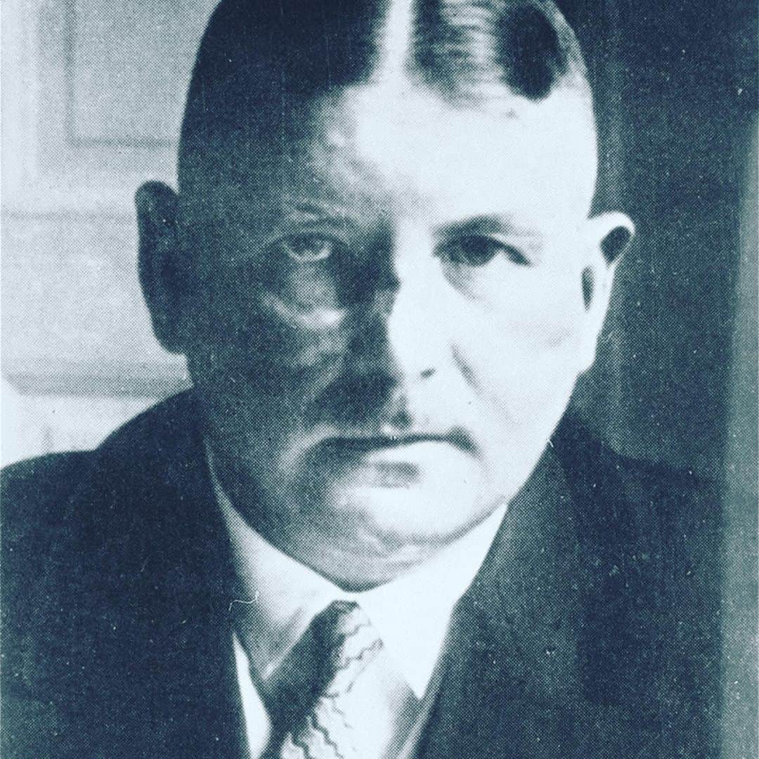 レイ・アレンのインスタグラム：「On July 1st, 1934, Hitler ordered the SS to kill Ernst Röhm, a high-ranking Nazi and cabinet minister in the government. As many as 200 people—from Nazi officials to political enemies of Hitler—were also killed in the same action, now known as either The Night of the Long Knives or the Röhm purge.  This massacre was one of the final steps in the Nazi party’s plan to turn Hitler from a politically appointed chancellor to a dictator. Germany was already a one-party state after all opposition parties were banned or dissolved in 1933, the Reichstag fire had already given Hitler the opportunity to declare a state of emergency and suspend civil rights, and legislative power had already been stripped from the elected parliament and given to Hitler’s cabinet.  The primary target of the killing were high-ranking officials in the SA, the Nazi Party’s paramilitary organization. In 1934, the SA boasted ranks of 3 million troops, dwarfing the German army’s 100,000. Röhm was the head of the SA, and threatened to absorb the Germany army under his control and carry out a “second revolution.” Fearful of his radical designs, the military and the non-Nazi parts of the German government demanded that  Hitler remove the SA threat, otherwise they would unseat him and declare martial law. When Hitler gave the order to kill his old comrade Röhm, he ensured three things: an opportunity to massacre his political opposition as part of the same action, the respect and loyalty of the German army (avoiding martial law), and a powerful show of strength to his enemies. It worked. When Germany’s president, Paul von Hindenburg, died one month later,  Hitler proclaimed himself Führer (leader) of Germany and succeeded in claiming absolute power.  The purge of the SA also allowed the SS, its rival organization run by Heinrich Himmler, to become the Nazi party’s elite militia. The SS performed most of the killings during the Night of the Long Knives, and later became infamous as a key perpetrator of the Holocaust.  #neveragainappliestoall #beontherightsideofhistory #speaktotruthtopower」