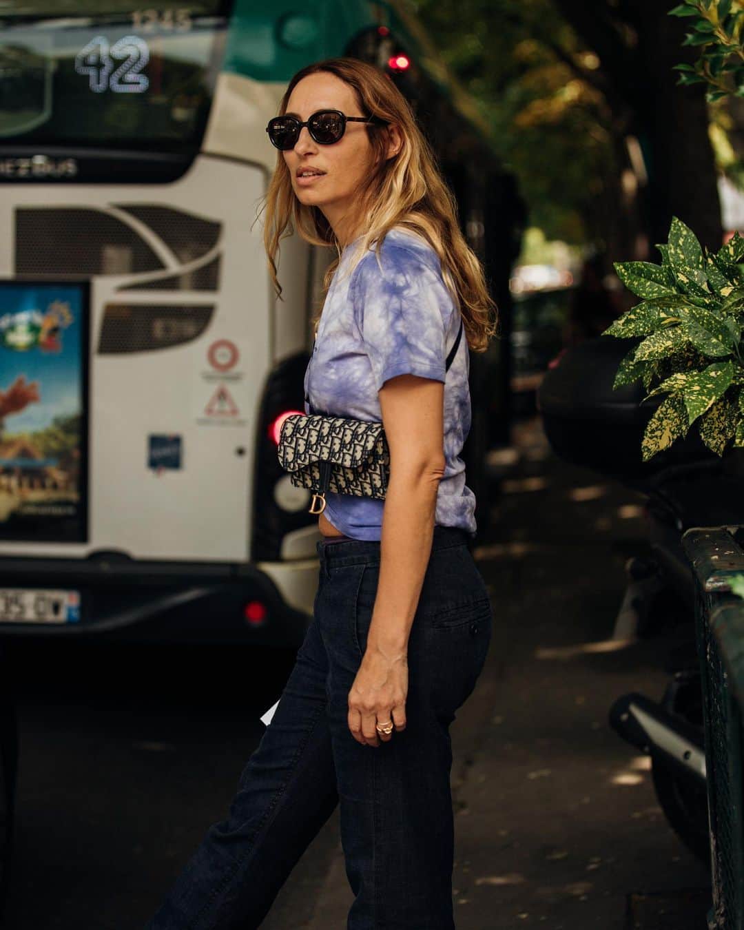 Vogue Italiaさんのインスタグラム写真 - (Vogue ItaliaInstagram)「Paris Haute Couture Week Day 1, the best street style looks captured by @garconjon. See more on vogue.it #PFW #hautecouture」7月2日 18時51分 - vogueitalia