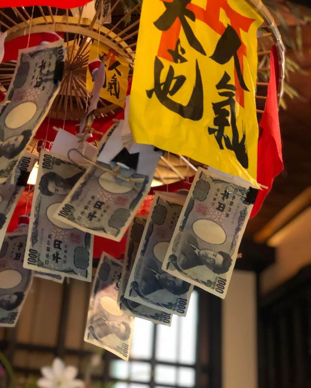 長谷川朋美さんのインスタグラム写真 - (長谷川朋美Instagram)「京都で美味しいお豆腐料理が食べたくて、教えてもらった #豆水楼 へ✨ 鴨川沿いの素敵なロケーションで、上品な豆腐懐石をいただきました☺️ 美味しかったー❣️ ・ 京都の街並みも建物も、おもてなしも大好き💕 定期にチャージしに来たい場所✨ ・ #京都 #kyoto #鴨川 #豆腐 #tofu #和 #japan #おもてなし」7月2日 19時16分 - hasegawa.elena.tomomi