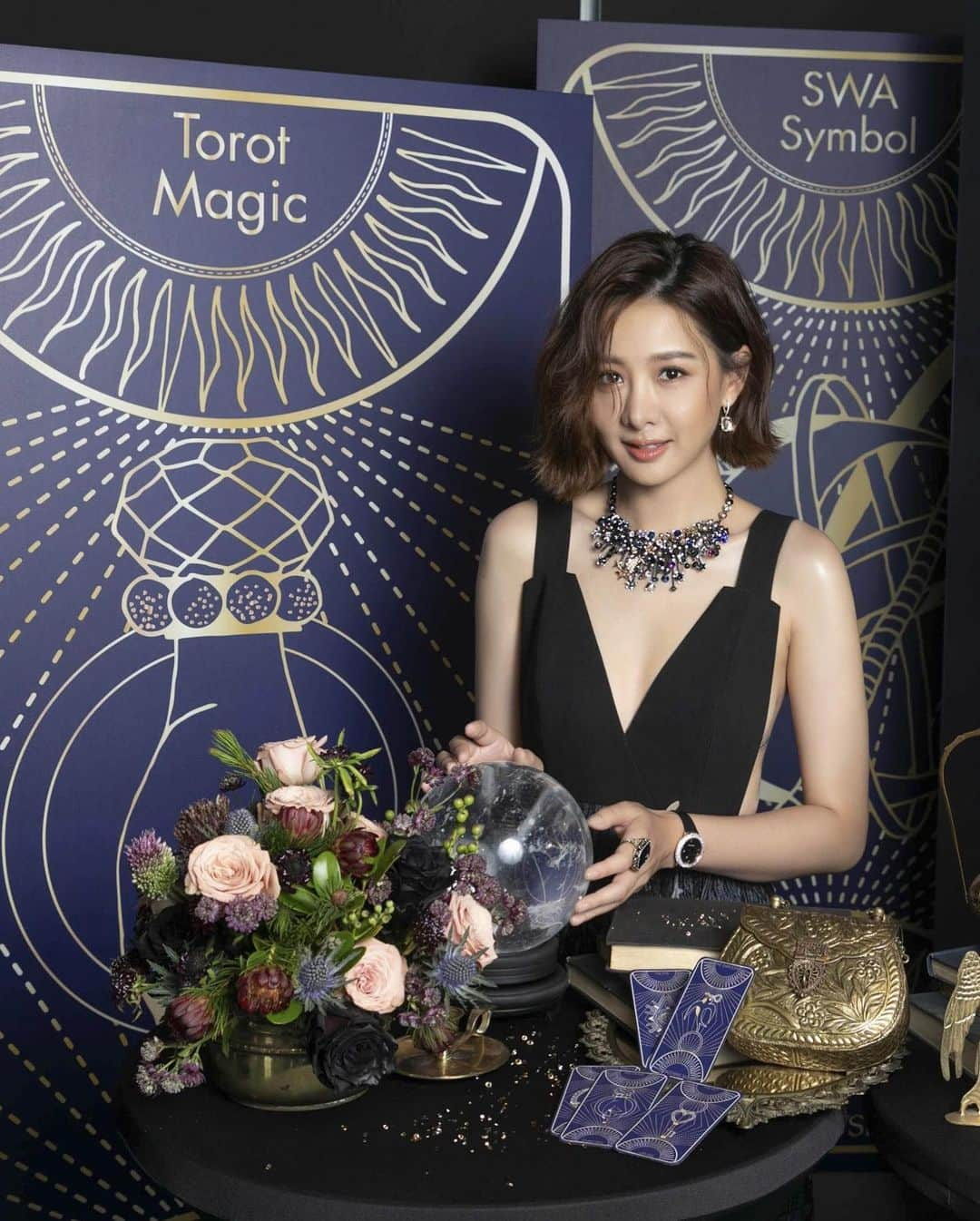 アンバー・アンさんのインスタグラム写真 - (アンバー・アンInstagram)「🔮☪️ @Swarovski #SwarovskiTW #SparkDelight @apujan Hair by @u88na  Make up by @clairechengmakeup」7月2日 19時35分 - xinya_an