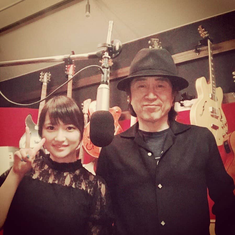 鎌田ひかりさんのインスタグラム写真 - (鎌田ひかりInstagram)「#高橋ジョージ さん #レコーディング  いつ発表できるかな☺️🎤 #自宅スタジオ #豪華 #一緒に仕事します #マネージャーさん #凄い  #お二人とも #優しい #感激」7月2日 19時57分 - kamata.hikari