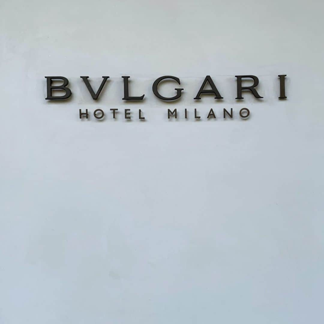 ブラッド・ゴレスキーさんのインスタグラム写真 - (ブラッド・ゴレスキーInstagram)「@bulgarihotels Milan is as beautiful as their jewelry. Loved our stay!」7月2日 20時16分 - bradgoreski