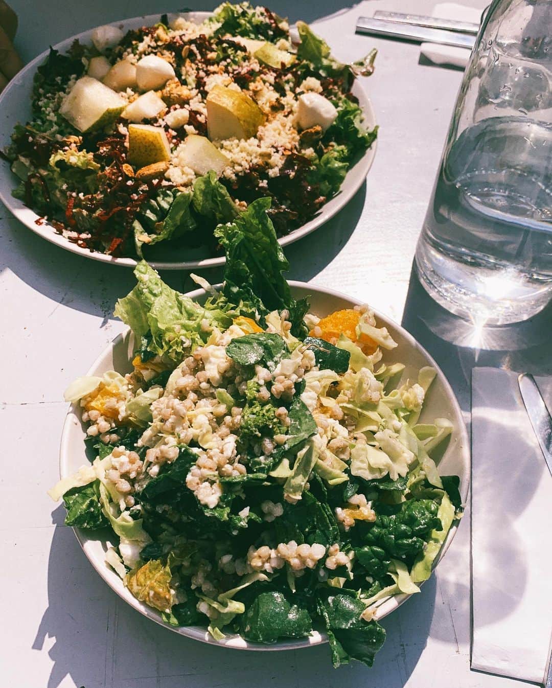 STIL IN BERLINのインスタグラム：「Salad for days... more salad places on stilinberlin.de / link in bio 🥗 #saladforpresident」