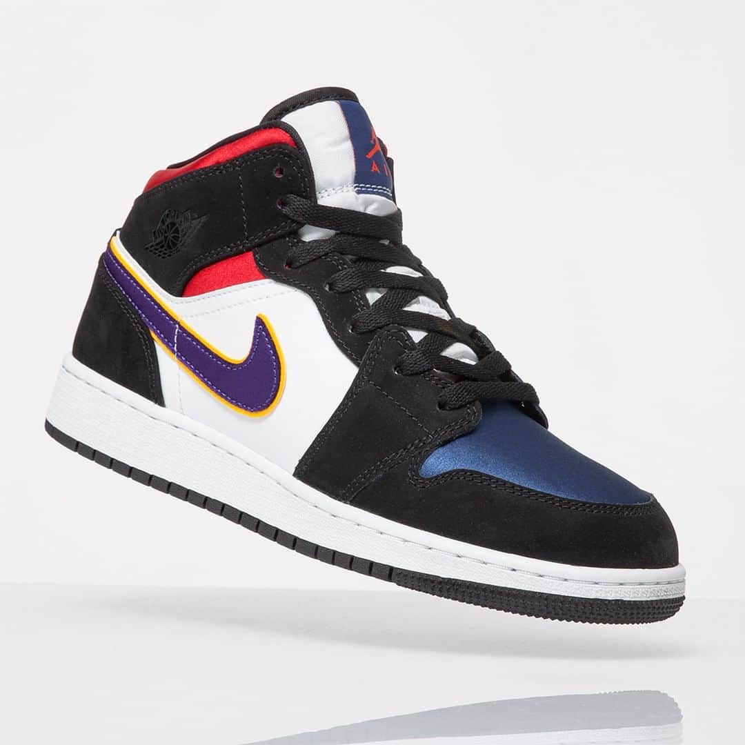 jordan 1 black field purple white