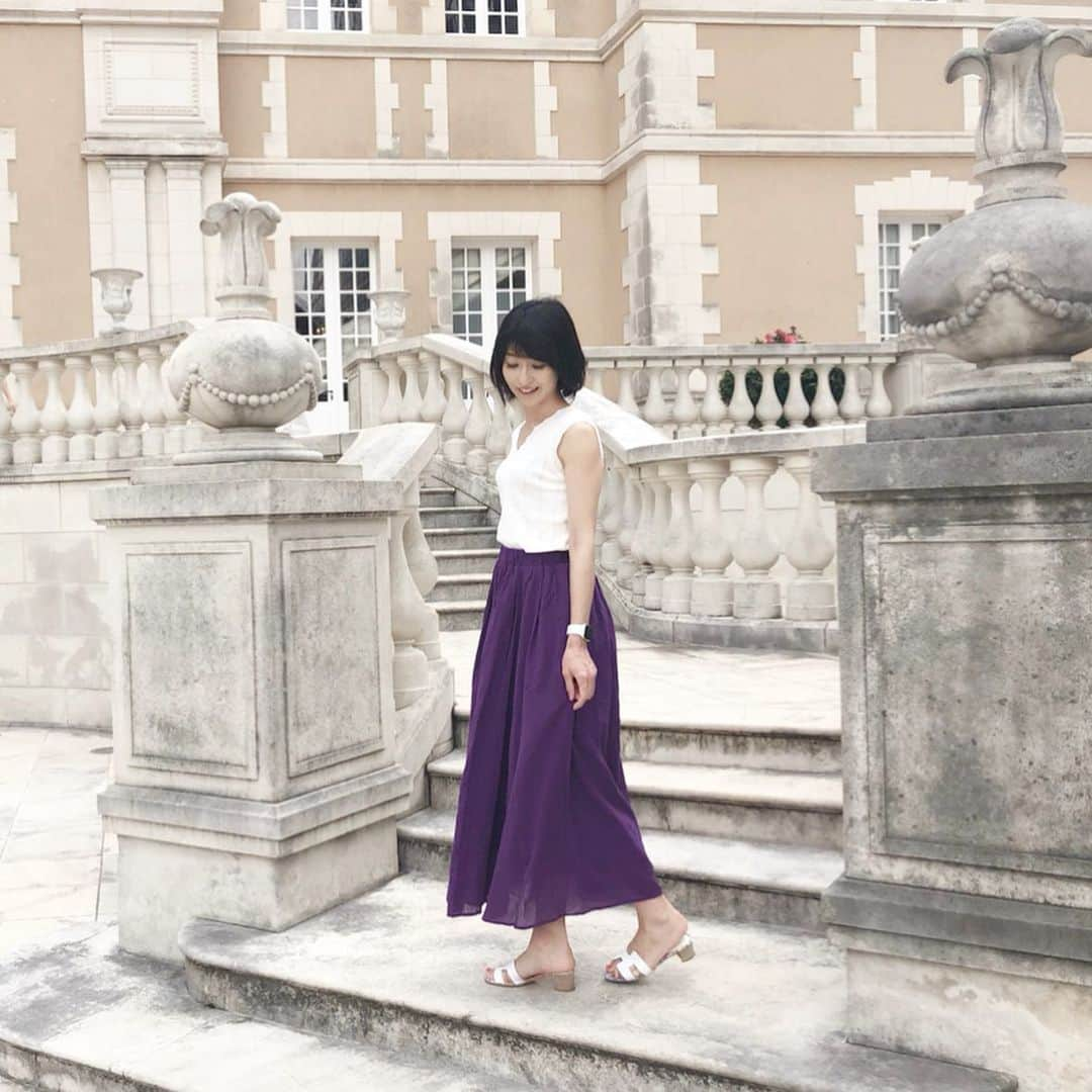 土屋香織さんのインスタグラム写真 - (土屋香織Instagram)「𓆸 . ootd🌿 More details will be on blog. . Tops/skirt. @fifth_store‪ Sandals/bag.  @hermes . . . #fifth #fifthtl #スカートコーデ #夏コーデ .」7月2日 21時20分 - kaorintsuchiya