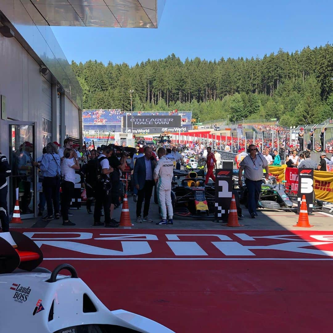 ティモ・グロックさんのインスタグラム写真 - (ティモ・グロックInstagram)「Impressions from a great @f1 race @redbullring ... just one of the best races in the calendar! Thanks to @rtl_formel1 @rtl.tv team for a great weekend!」7月2日 21時35分 - realglocktimo