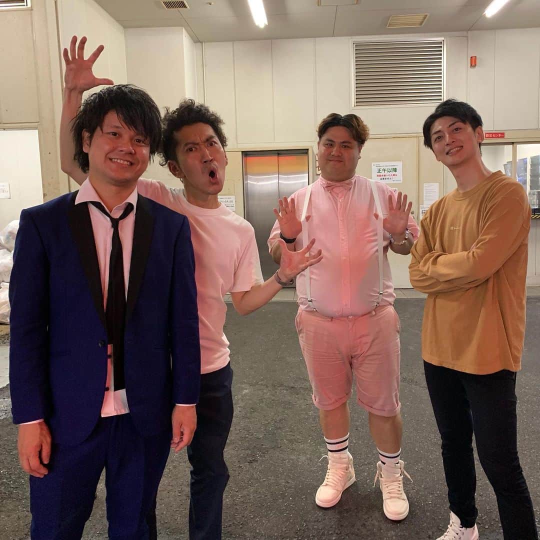 池田真一のインスタグラム：「ダブルアートとツートライブのライブ(仮)ありがとうございました！ 最初から最後までずっと楽しかったです！次もよろしくです！ みんな22時なったらツイートよろしくー！」