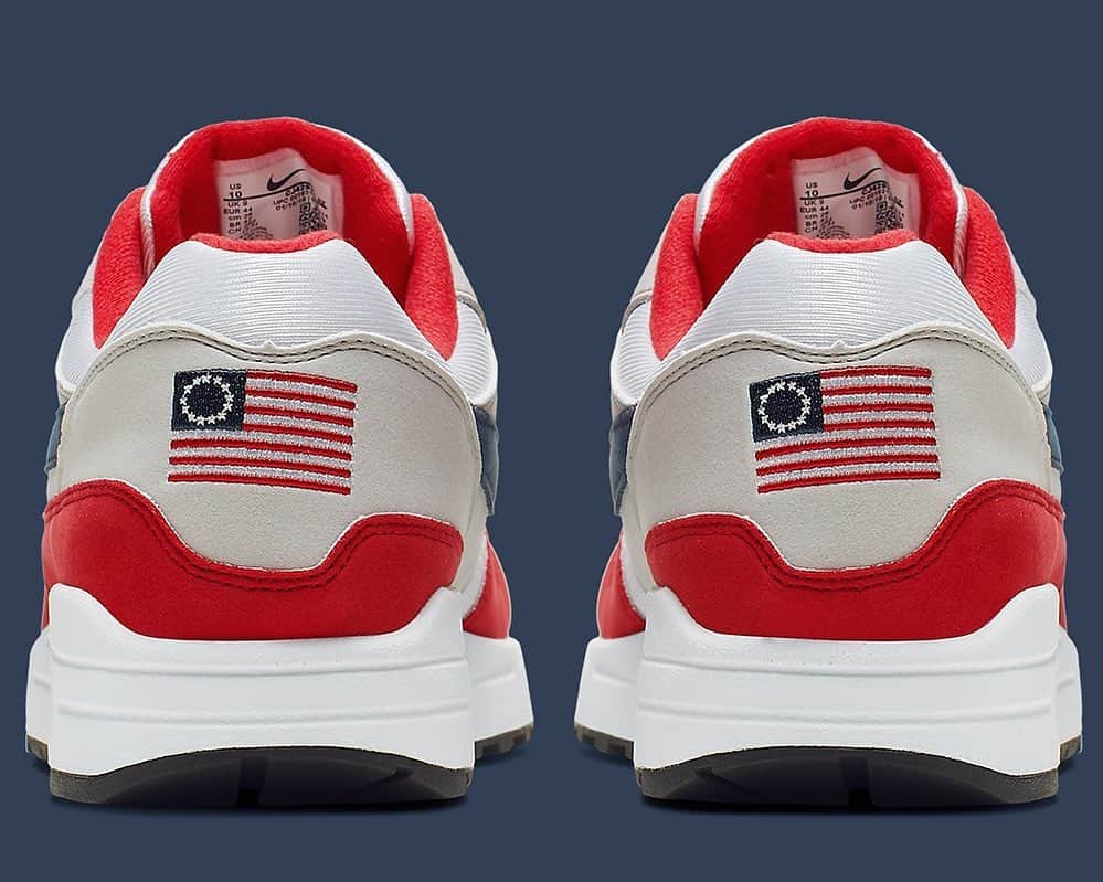 NBC Newsさんのインスタグラム写真 - (NBC NewsInstagram)「#Nike has pulled a new July 4th shoe featuring Betsy Ross’ flag for the 13 American colonies reportedly after Colin #Kaepernick expressed concerns, a report says. Click the link in our bio to read more. . 📷 Nike」7月3日 0時11分 - nbcnews