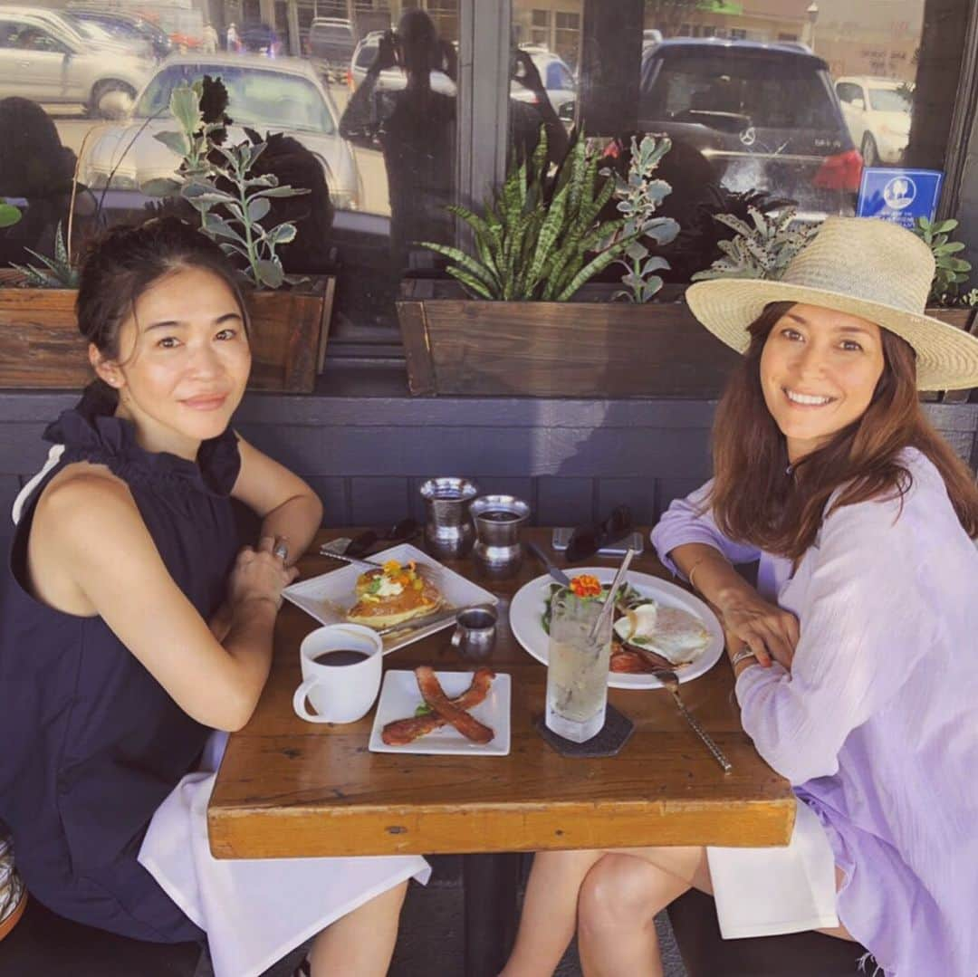 辻直子さんのインスタグラム写真 - (辻直子Instagram)「# Hawaii#brunch#thankyouall#seeusoon #好きですよ#食事って#ほんとはどこで食べてもいいんです#だれと食べるか#それだけでもうたくさんおいしい  おもいで📷」7月3日 9時55分 - naoko.ts