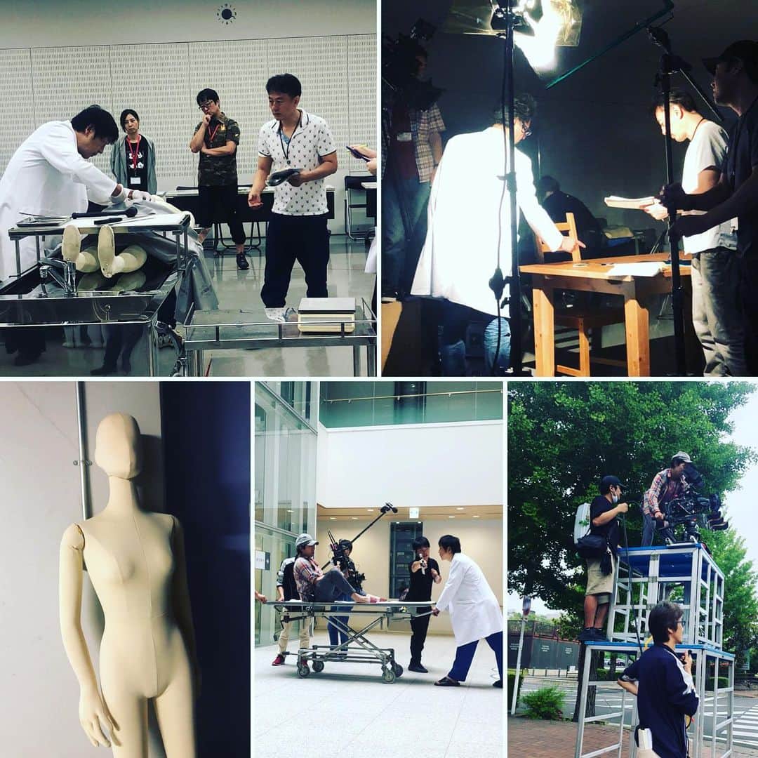 テレビ朝日 ドラマ「サイン-法医学者 柚木貴志の事件-」さんのインスタグラム写真 - (テレビ朝日 ドラマ「サイン-法医学者 柚木貴志の事件-」Instagram)「サイン怒涛の撮影現場シリーズ。うちのカメラマンはどこにでも登ります。解剖台にもイントレにもハイライダーにも。マネキン怖いけど活躍してる解剖人形ダミーちゃん。」7月3日 10時30分 - sign.2019