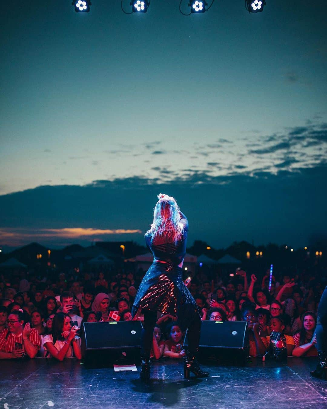 ヴィクトリア・ダフィールドのインスタグラム：「Mississauga!!! A Canada Day to remember. Thank you for all the amazing love ❤️ 📷: @denislipman」