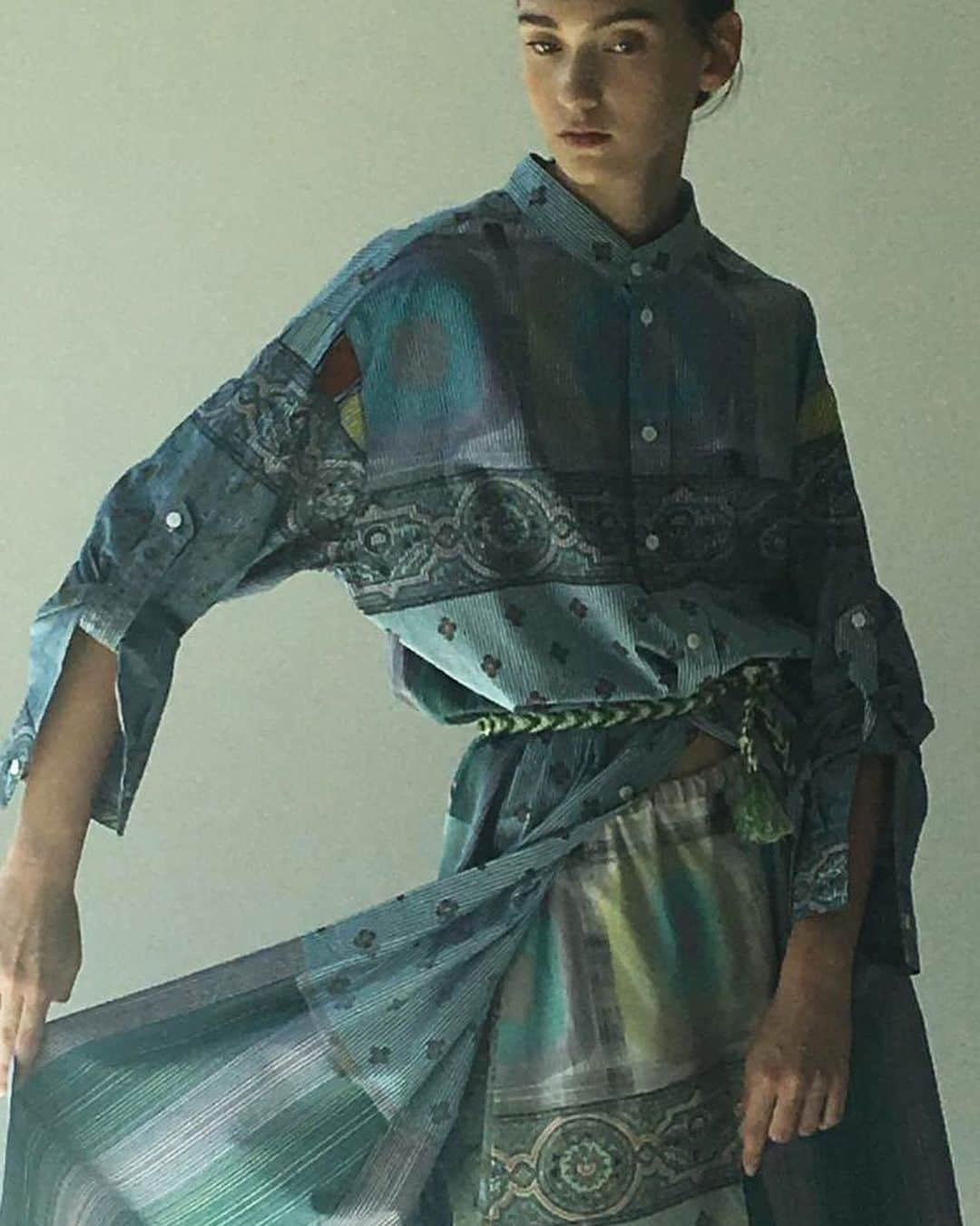 Pierre-Louis Masciaさんのインスタグラム写真 - (Pierre-Louis MasciaInstagram)「Preview from our shooting Spring/Summer 2020 . #plm #pierrelouismascia #unpredictableclassic #womenswear #menswear #prints #collection #spring #summer #2020 #ss20」7月3日 2時01分 - pierrelouismascia