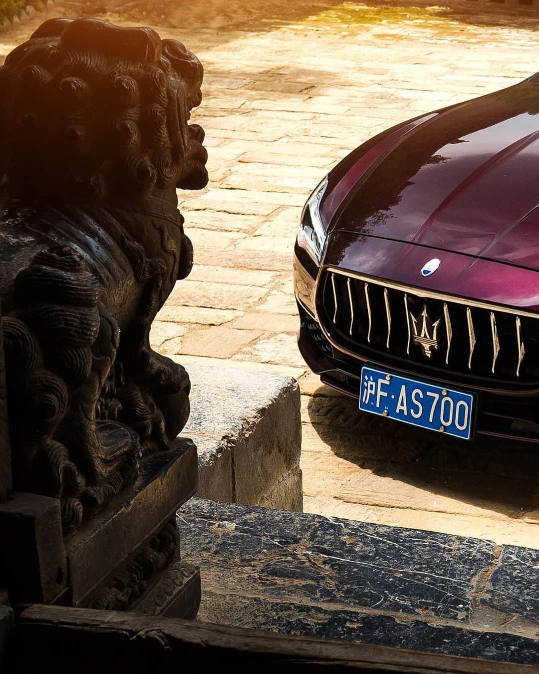 マセラティさんのインスタグラム写真 - (マセラティInstagram)「During the #MaseratiChinaGrandTour, we have ascertained that our respect for tradition and appreciation for the hand-made are values we share with Chinese culture. The journey continues, follow it step-by-step. #Maserati」7月3日 2時07分 - maserati