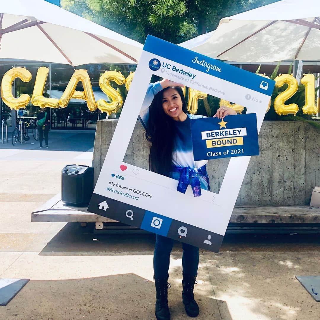 オリビア・タイのインスタグラム：「I AM #BERKELEYBOUND !!! • 🙋🏻‍♀️ Who? Me 📚 What? College of Letters & Science 🌸 When? Spring 2020 🤓 Where? UC Berkeley 💜 Why? I ain’t done learnin’ yet. • Since I started college at the age of 13, I was accepted to CAL as a junior three different times. I was 17 the first time, and although I was proud to be accepted, I was too scared to move too far away from home by myself... so I didn’t go. When I was accepted the second time, my serious case of imposter syndrome kicked in, I didn’t believe I deserved to be there, and once again, I didn’t go. That’s by far the dumbest reason I’ve ever heard of anyone deciding not to attend CAL, but clearly, I have not run out of luck. • This time is my third time getting into CAL, and there is no fear or imposter syndrome that will hold me back from going. Also - who gets into CAL three times and still doesn’t go?! After a ten year hiatus from school, I think I’m mildly mature enough to actually finish it this time as a 30-year-old. 😂 #dontwatchmystories #badatadulting」