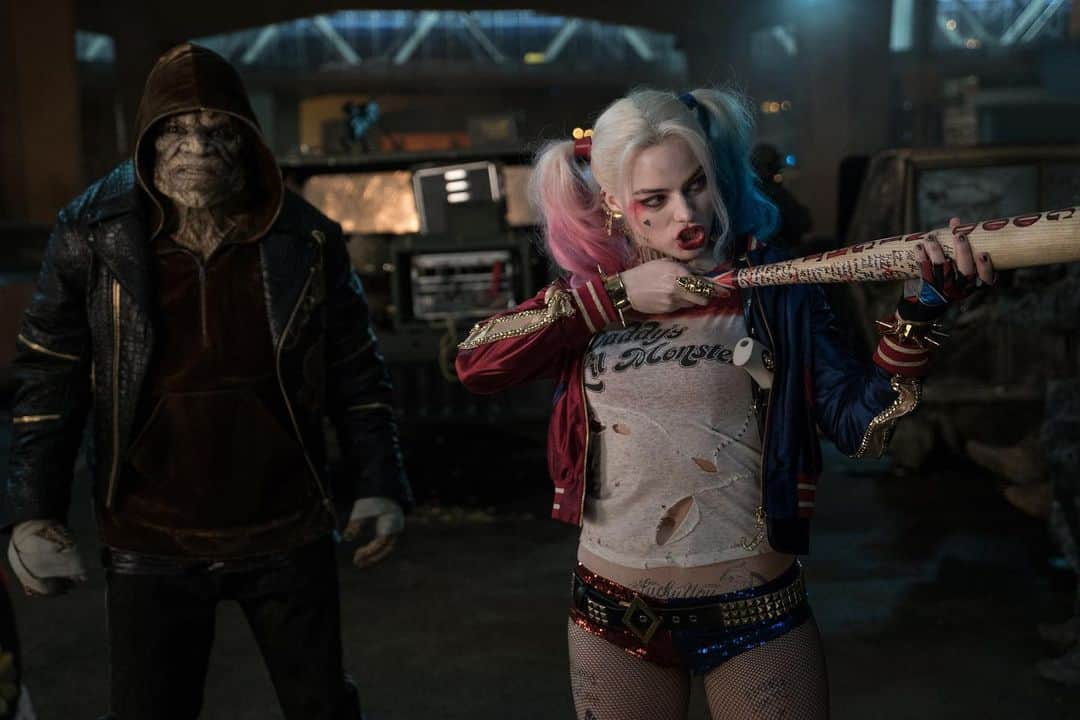 スーサイド・スクワッドさんのインスタグラム写真 - (スーサイド・スクワッドInstagram)「“We’re bad guys. It’s what we do.” Happy Birthday to our Harley Quinn, Margot Robbie!」7月3日 3時10分 - thesuicidesquad