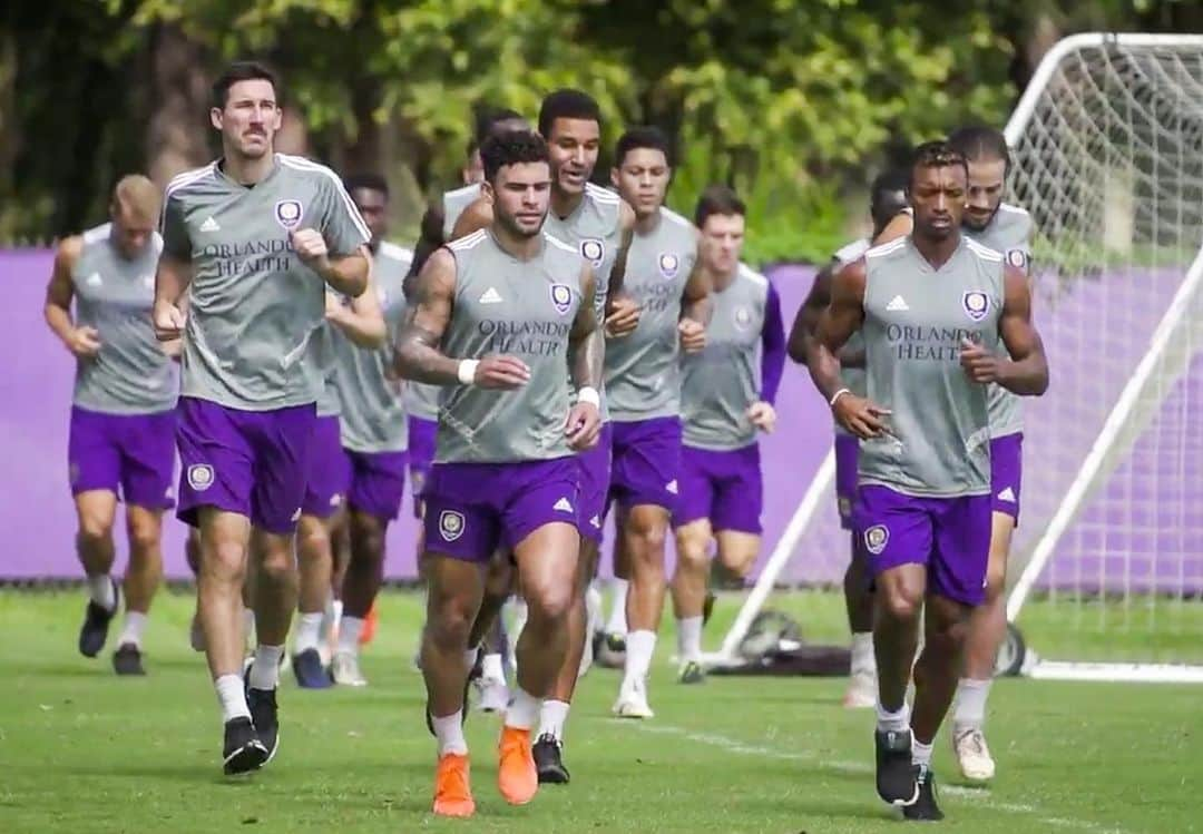 ナニさんのインスタグラム写真 - (ナニInstagram)「After an important victory, we went back to training with maximum concentration. All together with one purpose! 🤜🏾 #VamosOrlando #MLS #allforone」7月3日 3時36分 - luisnani