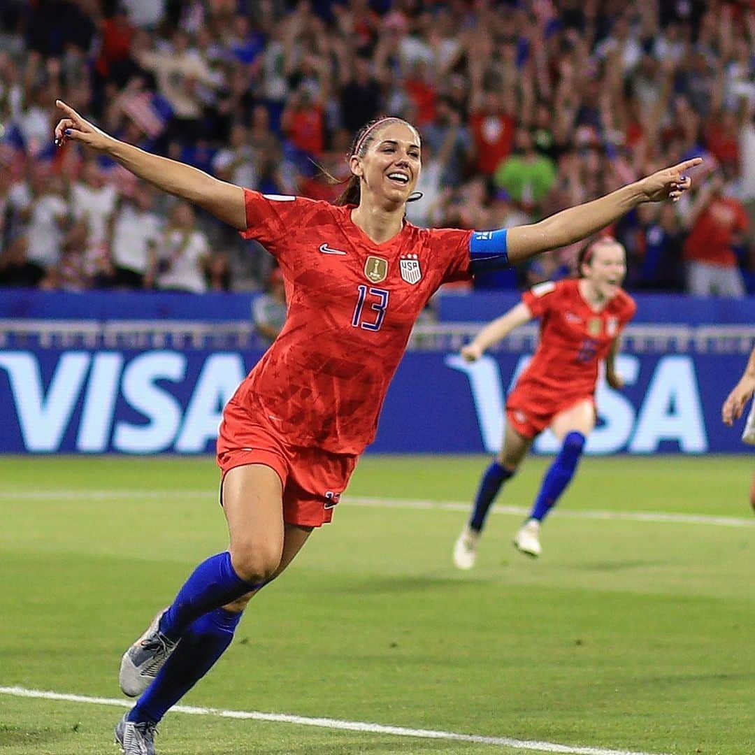 FIFAワールドカップさんのインスタグラム写真 - (FIFAワールドカップInstagram)「Birthday girl? 🎂 Birthday GOAL! ⚽️ @alexmorgan13 🇺🇸 #FIFAWWC #USA #England #Lyon #France #DareToShine #AlexMorgan #OneNationOneTeam」7月3日 4時52分 - fifaworldcup