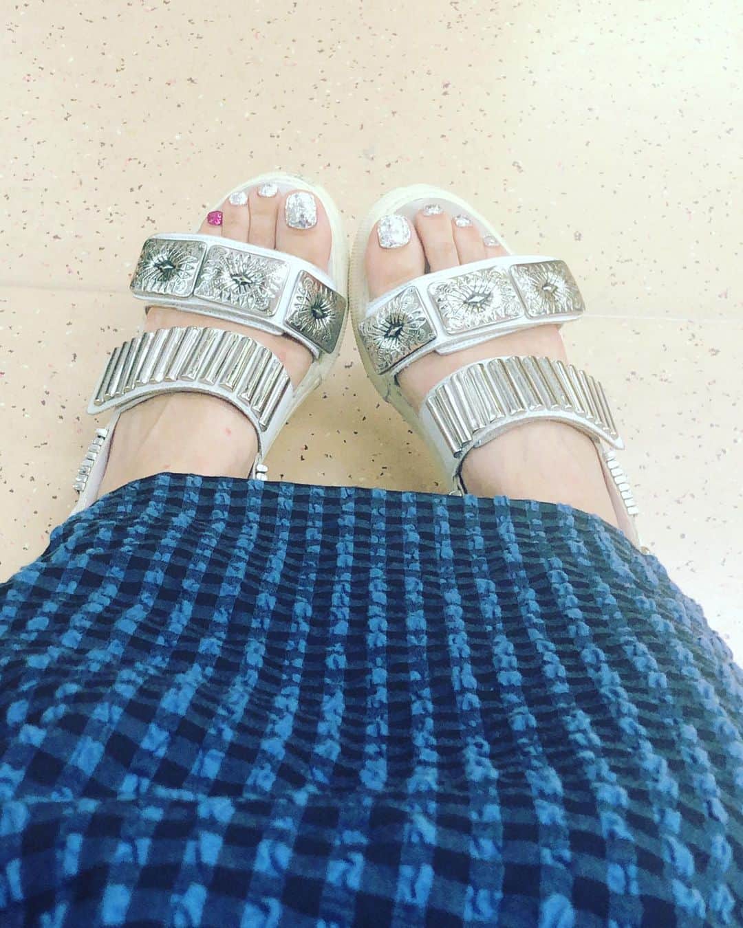 阿部洋子さんのインスタグラム写真 - (阿部洋子Instagram)「👟👞👢👡👠 #今日の靴  #shoes #shoeslover #shoesoftheday #shoestagram #sotd #ootd」7月3日 11時15分 - hirocoring