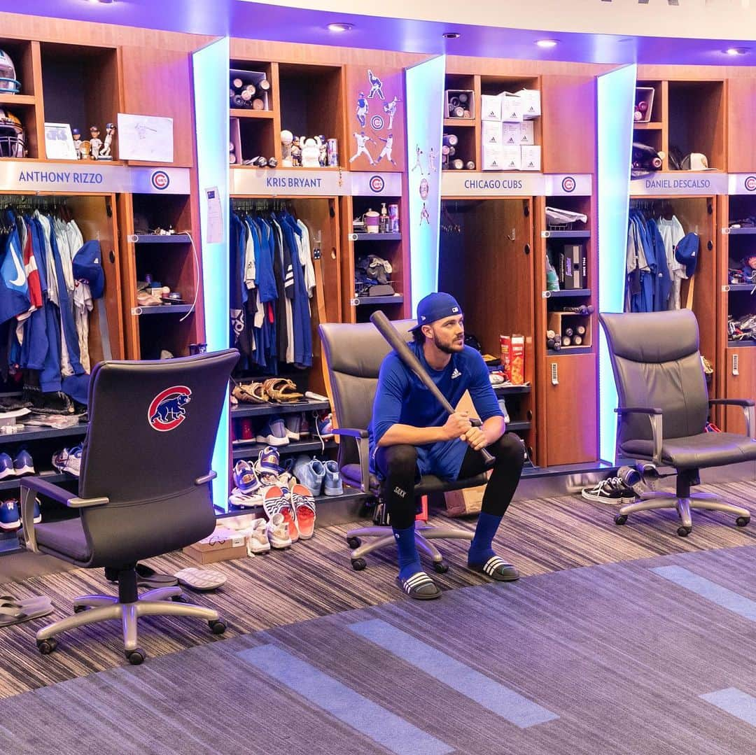 シカゴ・カブスさんのインスタグラム写真 - (シカゴ・カブスInstagram)「#CubsCollection: @kris_bryant17. KB has just been selected to the All-Star team for the third time in his career. As the 2015 NL Rookie of the Year, the 2016 NL MVP and a World Series Champion, being an All-Star means even more to him after an offseason spent rehabilitating his left shoulder. “This one would matter to me just because it shows perseverance on my part coming back from injury last year and just questions surrounding my play in general. And then me showing that I can get through what I had to deal with last year and come out on top.” So far this season, Bryant has recorded 16 home runs, 42 RBI and .289/.398/.535 for a .933 OPS. #EverybodyIn 📸 @sgreenphoto」7月3日 6時00分 - cubs