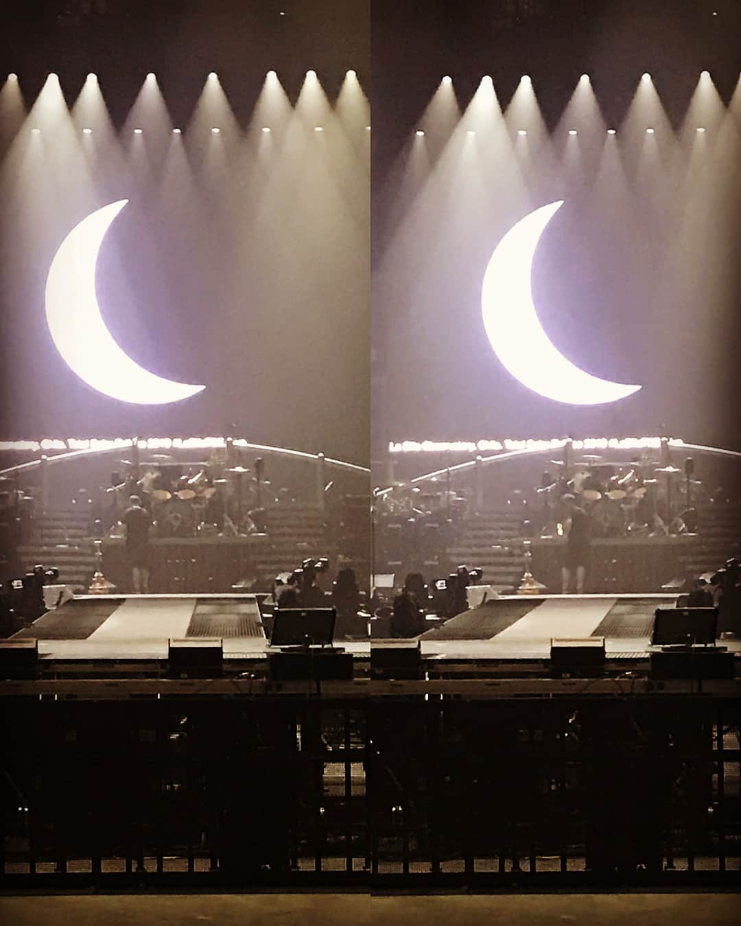 ブライアン・メイさんのインスタグラム写真 - (ブライアン・メイInstagram)「Just one more eclipse shot - mixing it - better get some work done !! This is a sequential stereo and somebody moved - that’s why they look like they’re sinking into the kit ! Swipe for cross-eyed version, you cross-eyed folks !  I enjoyed sharing this cosmic moment with you all ! Cheers !  Bri」7月3日 6時07分 - brianmayforreal