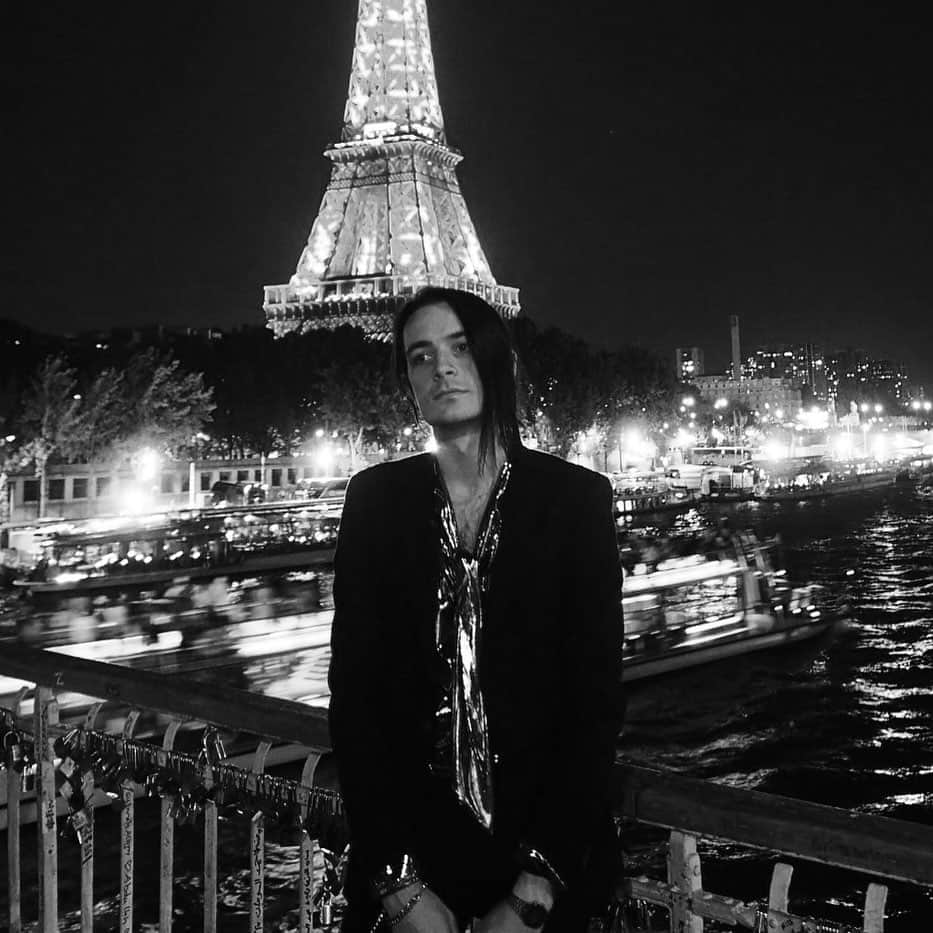 タイタニック・シンクレアのインスタグラム：「Paris」