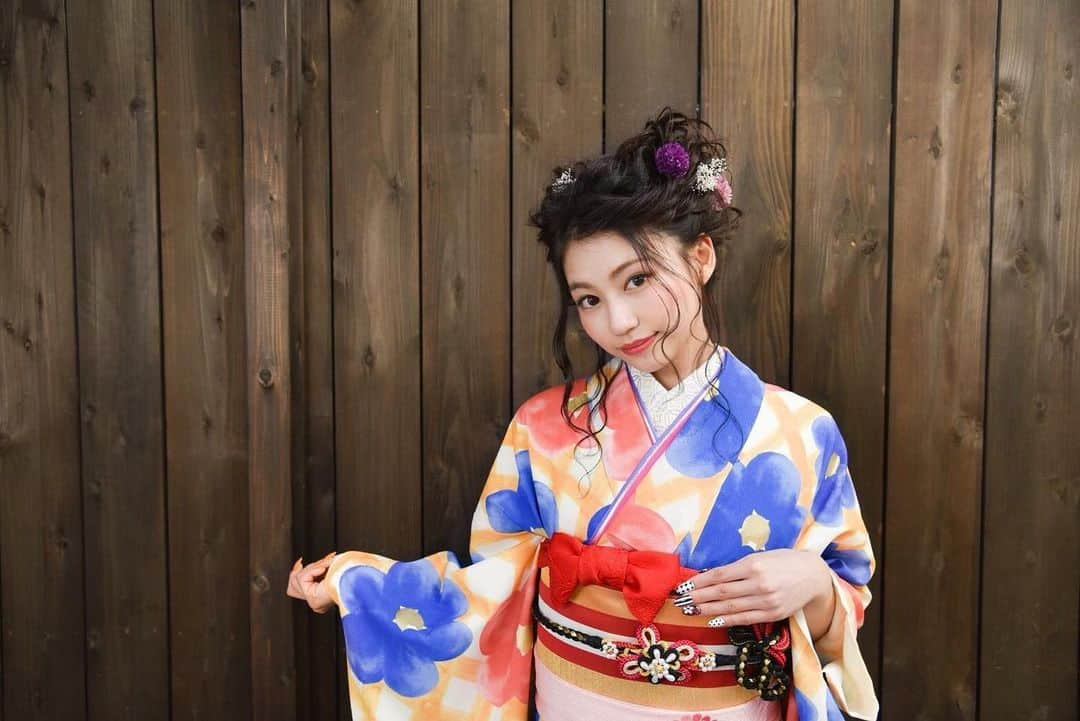 近藤美月さんのインスタグラム写真 - (近藤美月Instagram)「﻿ ﻿﻿ 👘✨✨﻿﻿ ﻿﻿ ﻿ ﻿ 今年は何色着ようかな🦋﻿ ﻿ ﻿ ﻿ ﻿ ﻿ ﻿ ﻿ #サロンモデル#関西サロンモデル#フリーモデル#関西フリーモデル#ポートレート#サロモ#関西サロモ#写真好きな人と繋がりたい#撮影依頼募集中#ヘアメイク#おしゃれさんと繋がりたい#フォロバ返し#大阪#着物#浴衣#浴衣ヘアアレンジ#浴衣ヘア#浴衣女子#浴衣帯結び#浴衣メイク﻿ ﻿ ﻿」7月3日 7時04分 - miittsuk