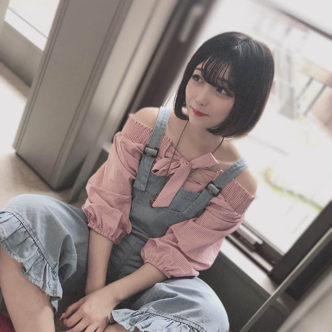 小山ひなさんのインスタグラム写真 - (小山ひなInstagram)「さみしい . . . サロペット(@rurume_official ) . . .  #神宿 #ひなぷぅ #小山ひな #셀피 #셀카 #셀스타그램」7月3日 8時39分 - hina__kmyd