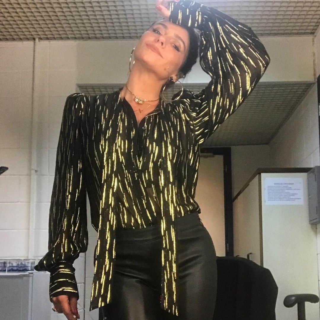 Giovanna Antonelliさんのインスタグラム写真 - (Giovanna AntonelliInstagram)「Fazendo pose 2 !!!!」7月3日 8時53分 - giovannaantonelli