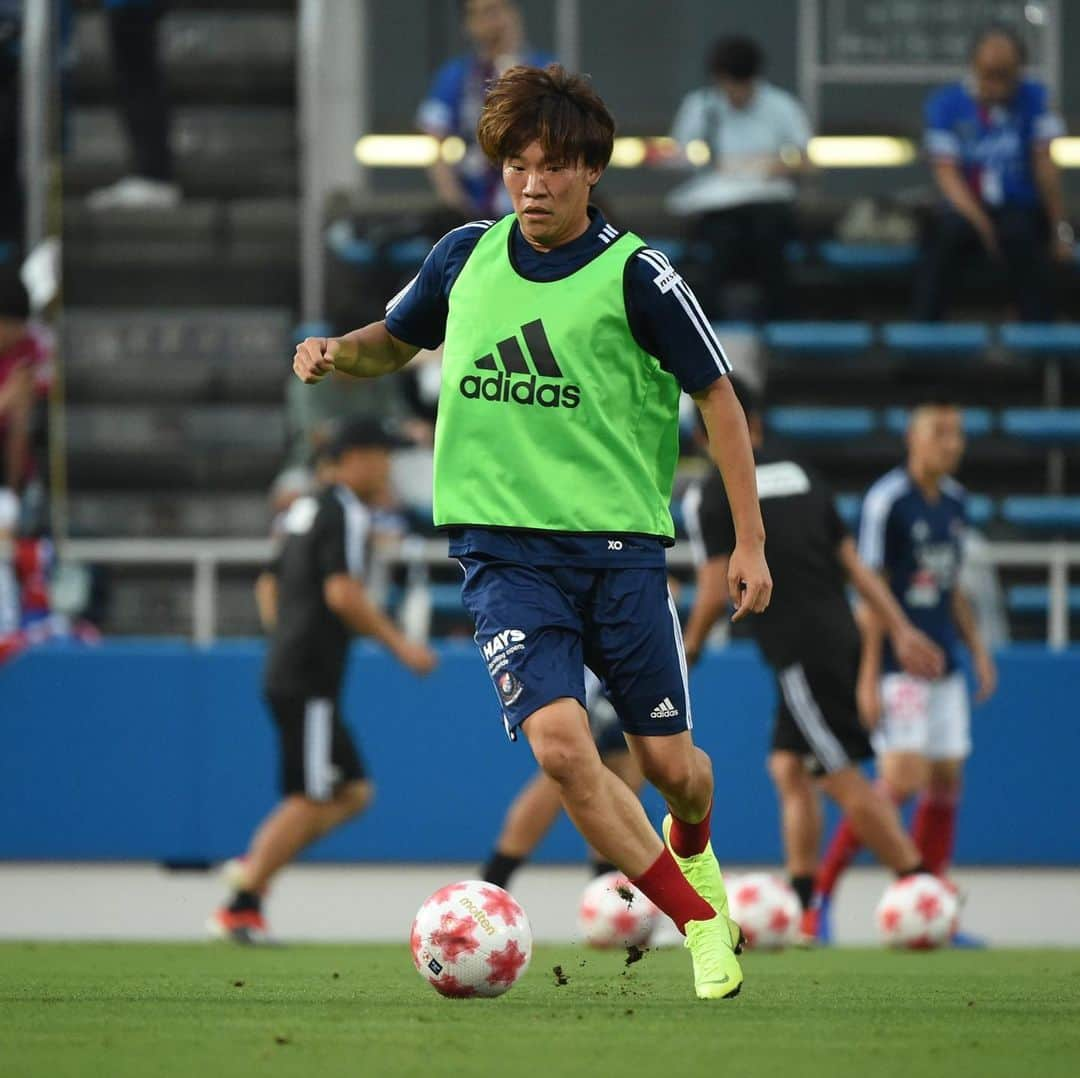 横浜F・マリノスさんのインスタグラム写真 - (横浜F・マリノスInstagram)「#fmarinos #天皇杯 #EmperorsCup #ウォームアップ #warmup #ニッパツ三ツ沢球技場」7月3日 18時54分 - yokohamaf.marinos