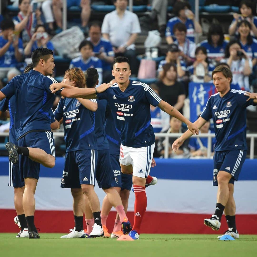 横浜F・マリノスさんのインスタグラム写真 - (横浜F・マリノスInstagram)「#fmarinos #天皇杯 #EmperorsCup #ウォームアップ #warmup #ニッパツ三ツ沢球技場」7月3日 18時54分 - yokohamaf.marinos