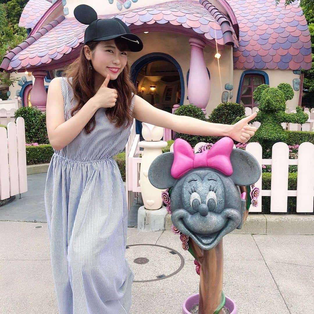 立花このみさんのインスタグラム写真 - (立花このみInstagram)「. ミニーちゃんhouse🏠💓 . . #disney #disneyland #ミニーちゃん #ミニーの家 #photo  #camera #被写体 #ピンク #ディズニー #ディズニーランド #ミッキー帽 #ディズニーグッズ #cap #instagood #instalike #followme」7月3日 19時03分 - avilla_konomi