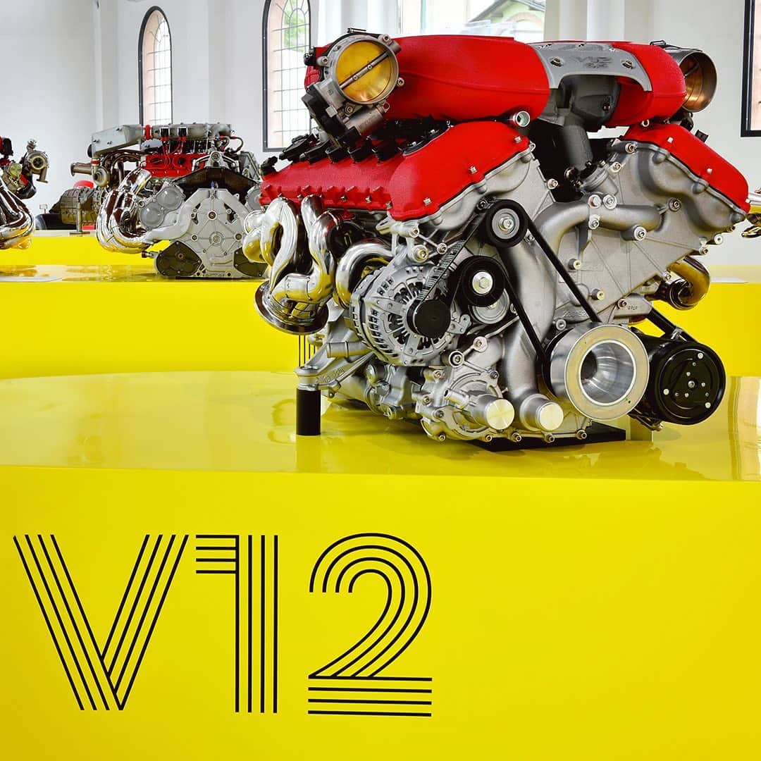 Ferrari Japanさんのインスタグラム写真 - (Ferrari JapanInstagram)「異次元のエンジンパワーが非日常の体験を届ける。#V12 #V12Engine #Ferrari #フェラーリ」7月3日 19時35分 - ferrarijpn