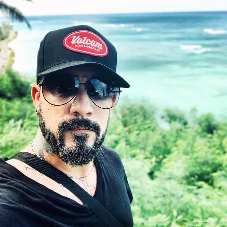 A.J.さんのインスタグラム写真 - (A.J.Instagram)「Livin on island time just soakin up the rays and fam this week! what a way to celebrate and re-energize.」7月3日 11時32分 - aj_mclean