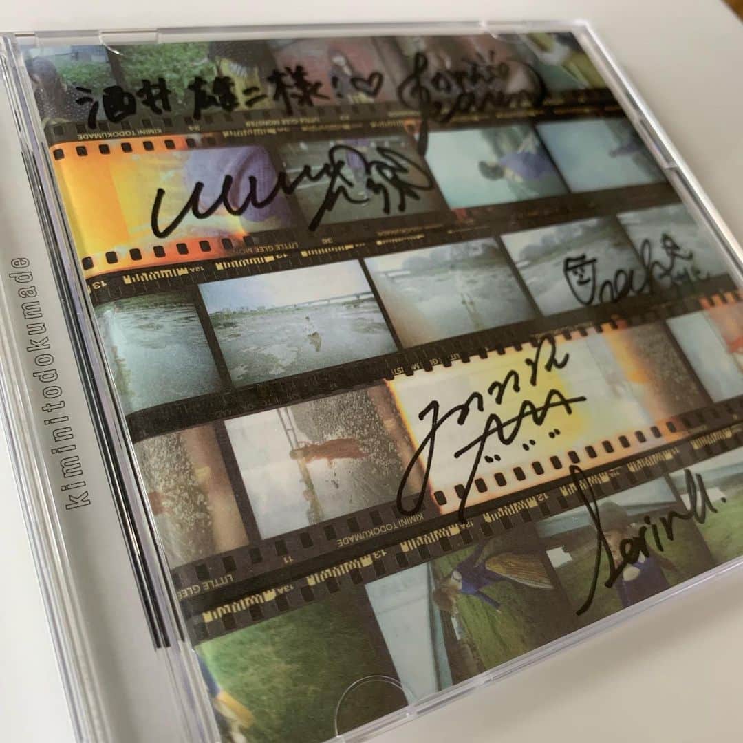 酒井雄二さんのインスタグラム写真 - (酒井雄二Instagram)「リトグリ。 忙しいのにサインまで！ #聴いてます頑張ってね」7月3日 12時36分 - uzysakai