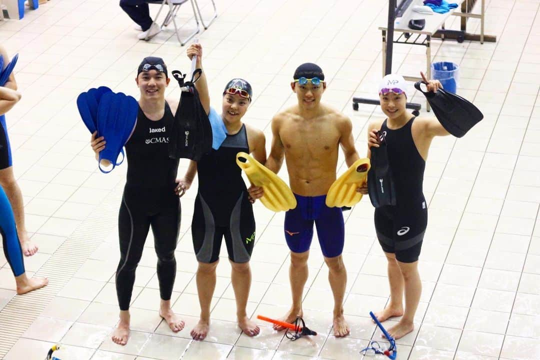 藤巻紗月のインスタグラム：「😷🏊‍♀️😷🏊‍♀️😷 リレー楽しすぎて自分は個人競技向いてないんじゃないかと思う😃 #teamパルプンテ #なにがおこるかわからない #SFもBFも優勝🥇 #champion #championjp #cpfu」