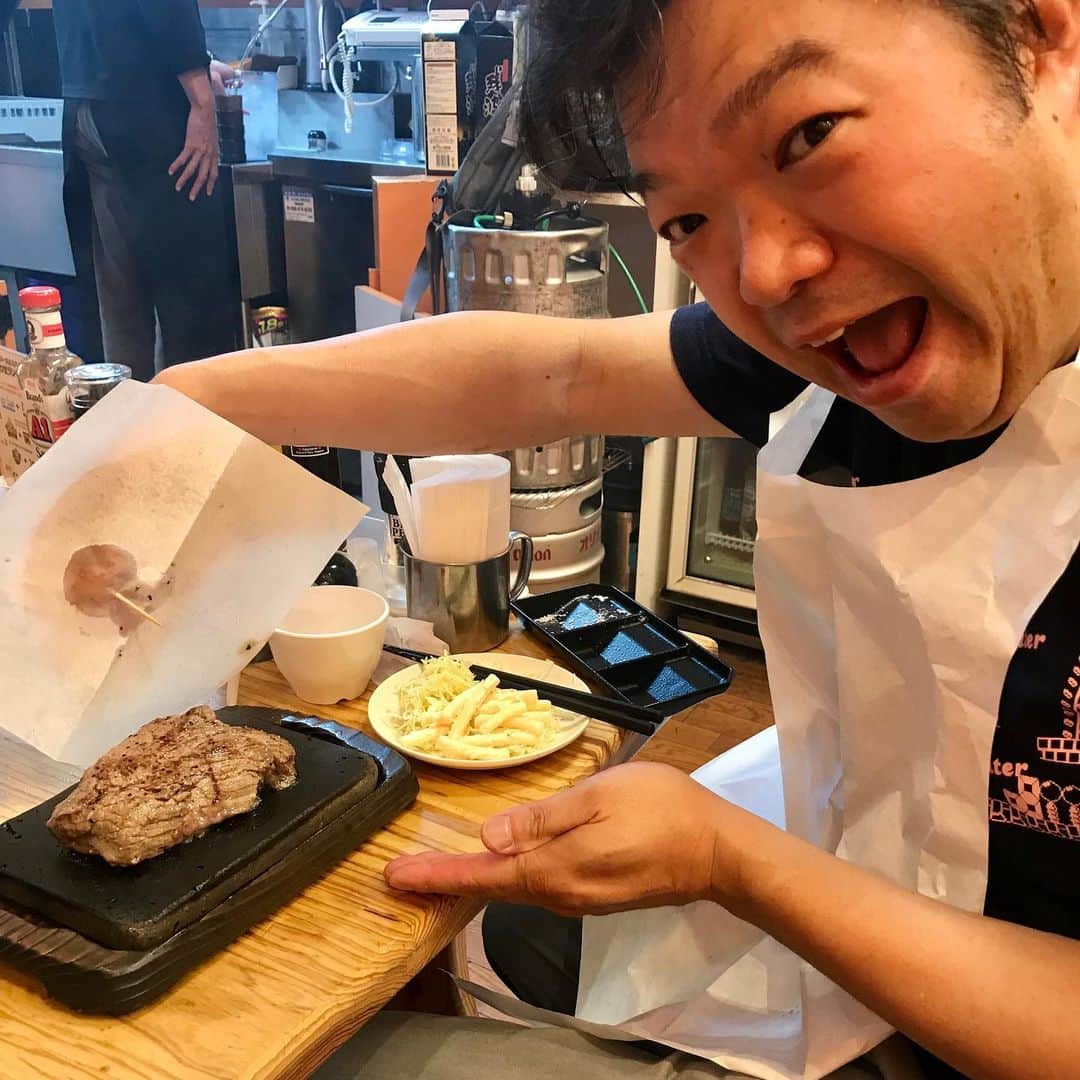 桂きん太郎さんのインスタグラム写真 - (桂きん太郎Instagram)「本日の昼食 #沖縄 と言えばステーキでしょ〜「いきなり」ではなく「やっぱりステーキ」です（笑）#落語」7月3日 13時30分 - kintarohkatsura